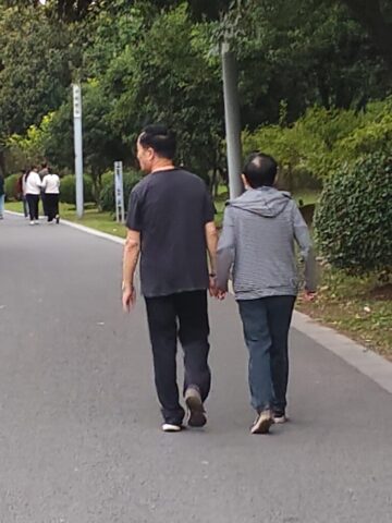 4 Corps en public (6)