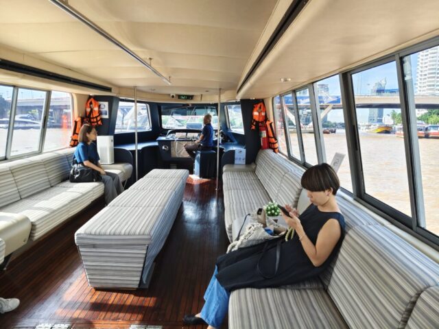 Bangkok La navette de la résidence