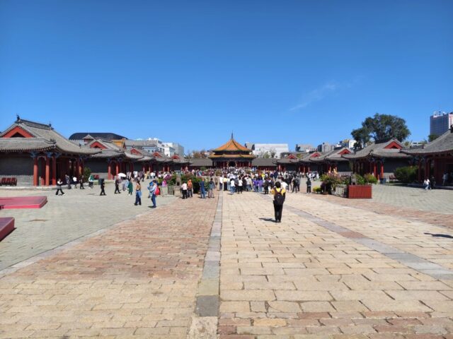 La cour des huit bannières Le Palais impérial de Shenyang La cour des huit bannières