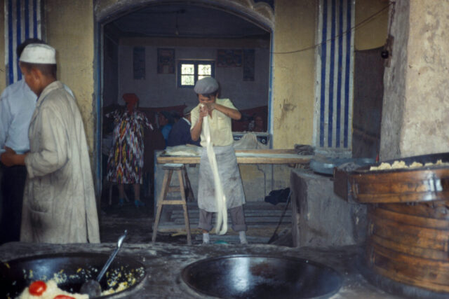 Le marché de Kashgar en 1990