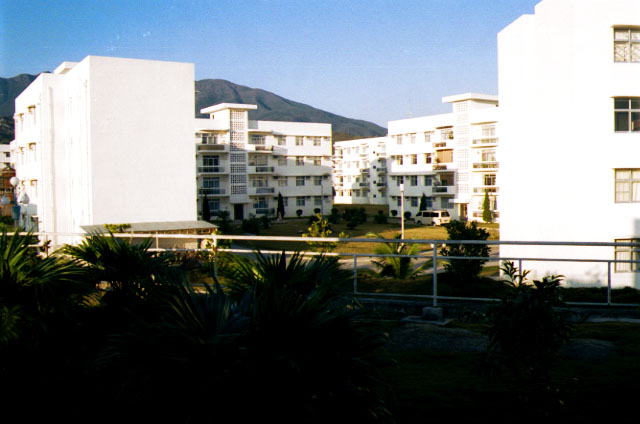 La Base de vie de Daya Wan, Chine, 1990