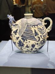 Flacon en céramique de Jingdezhen - dynastie Yuan Musée de la capitale - Pékin