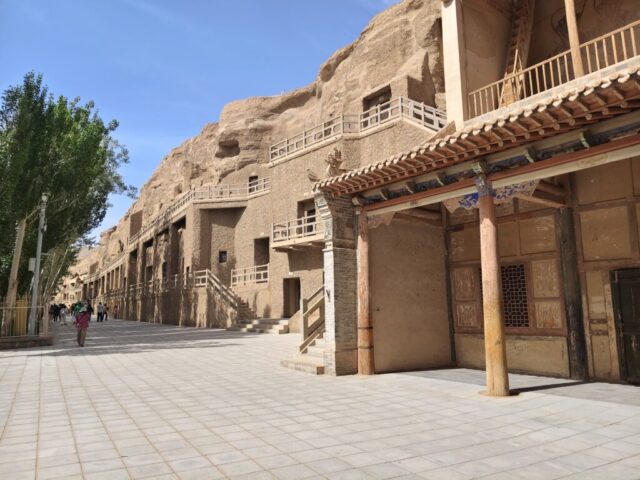 Les grottes de Mogao - Extérieur