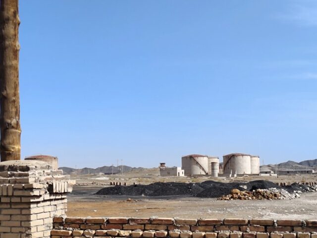 Liuyuan dans le Gansu - du centre ville à la gare TGV