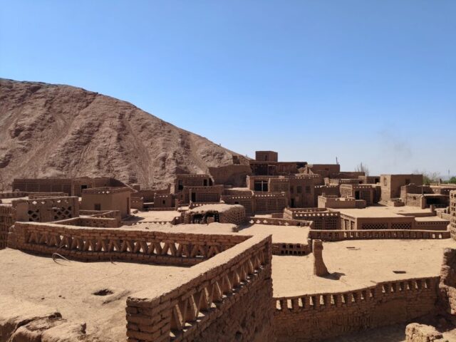 Mazar, village Ouïghour dans la vallée du Tuyoq