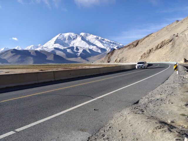 La route de Kashgar au lac de Karakoul en 2026