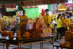 5-3 Temples à papiers c