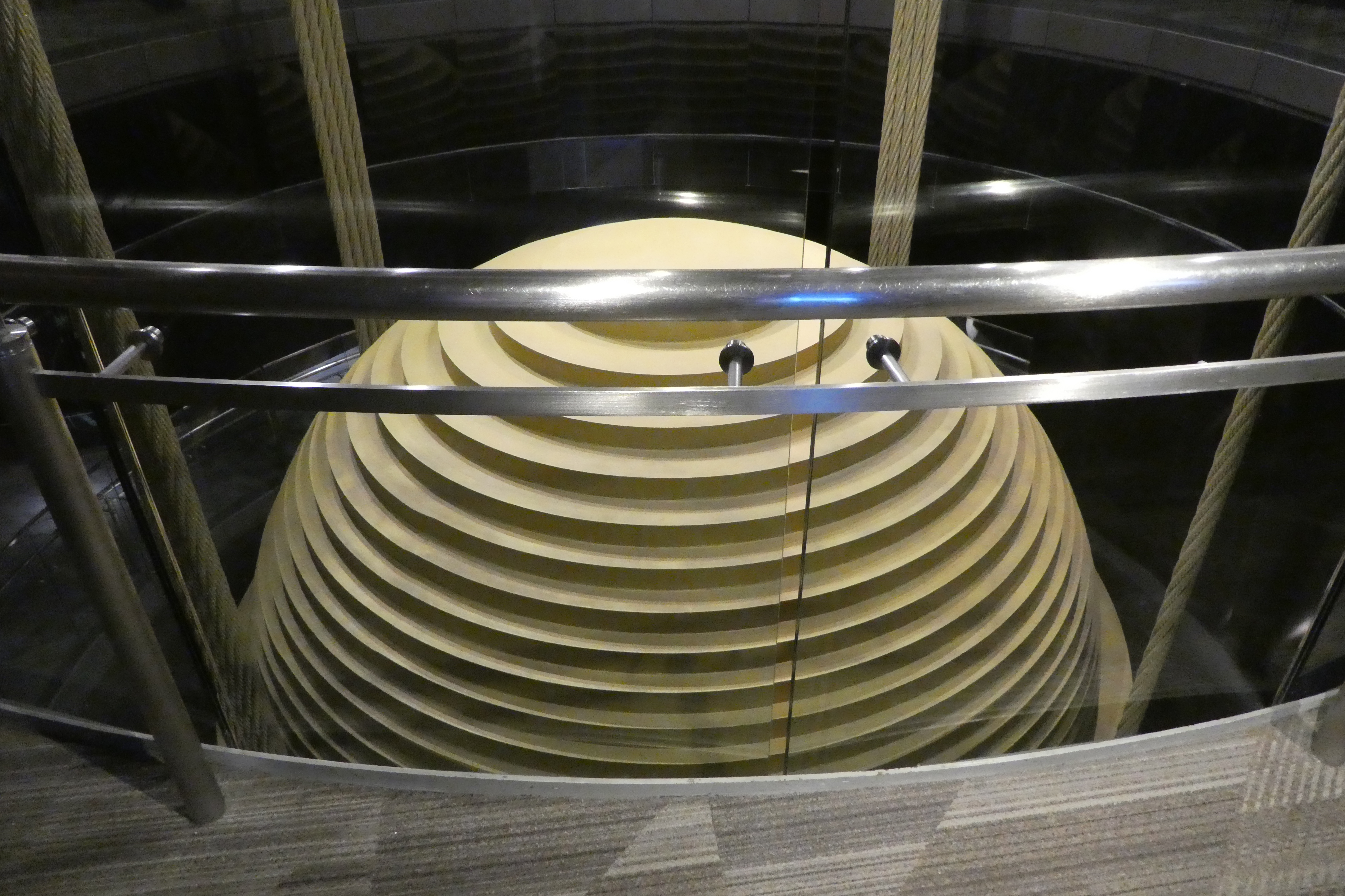 3-3 Le pendule de Taipei 101 a