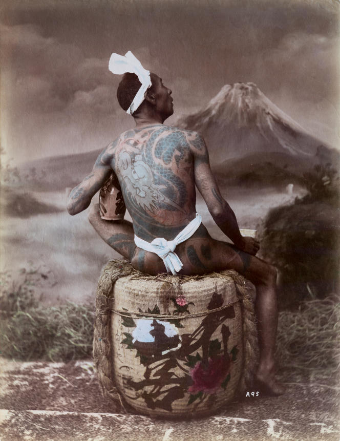 1-8 Homme tatoué  au Japon  pendant l’ère Meiji