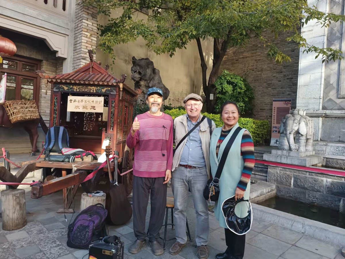 10-7 d Devant le musée du théR 10-7 d Devant le musée du théR