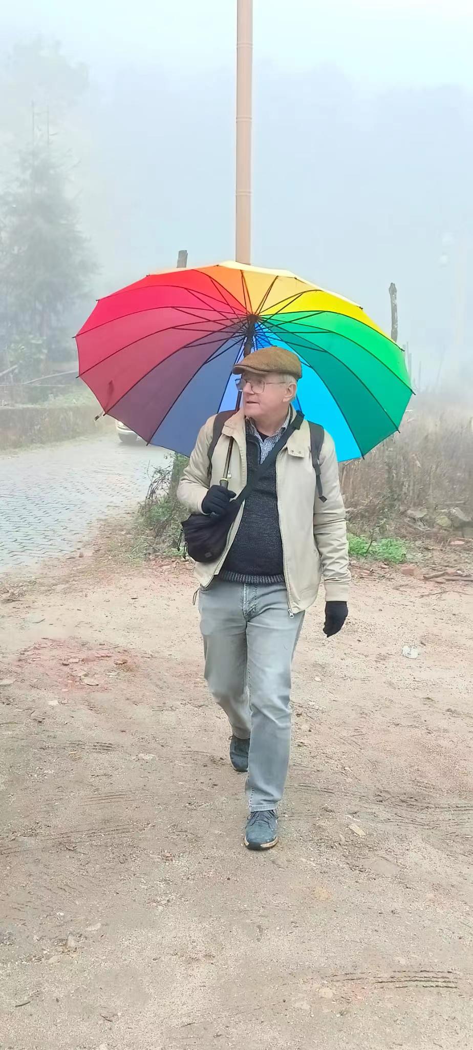 4-5 l'homme au parapluie 4-5 l'homme au parapluie