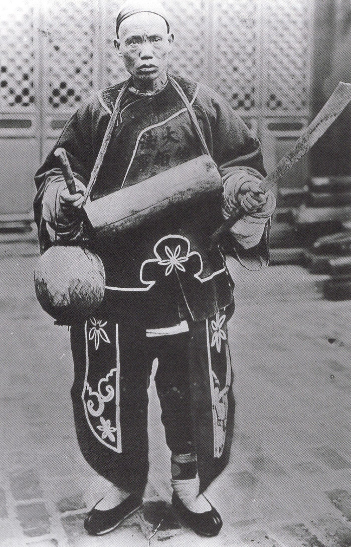 Oeil du consul 4 Oeil du consul 4